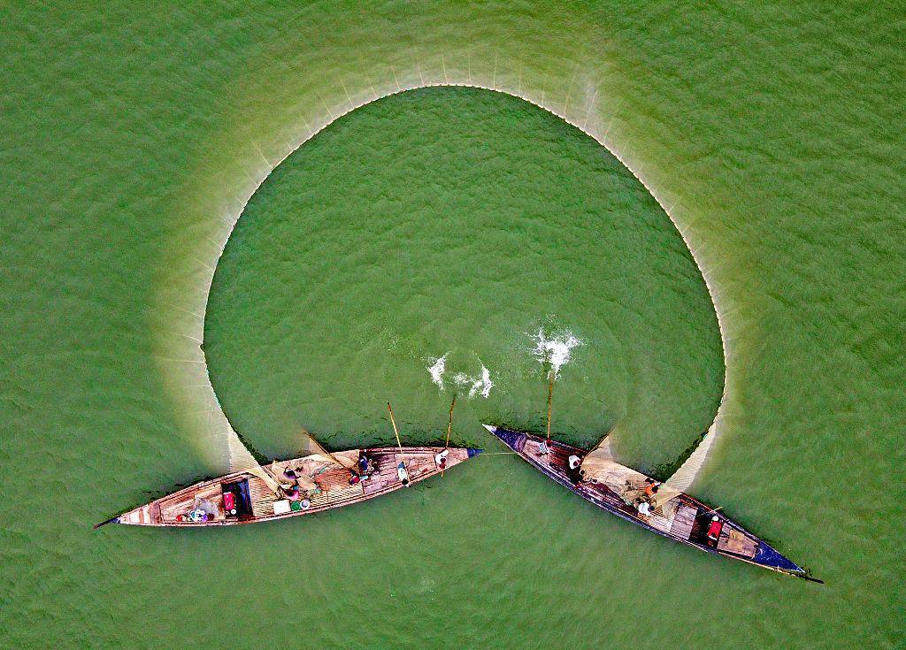 孟加拉队员在比赛中展示出色技艺 孟加拉队员在比赛中展示出色技艺