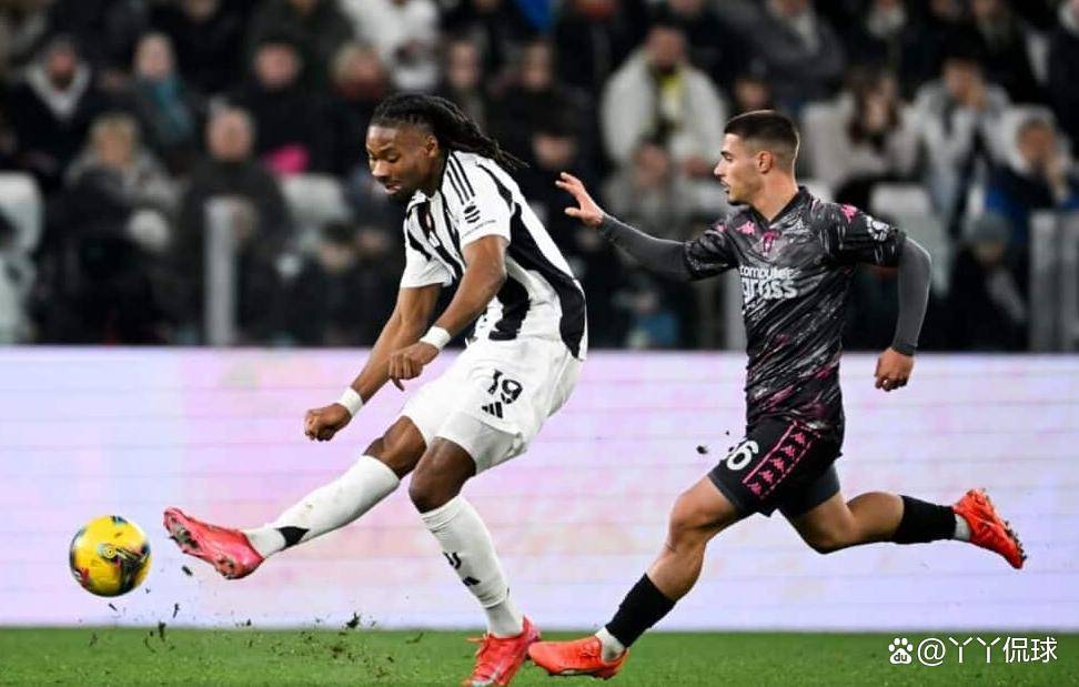 尤文图斯主场取胜维罗纳，领先榜首